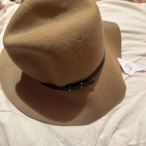 CC Exclusives Womens Hat OS One Size Light Brown 100% Wool Accessory